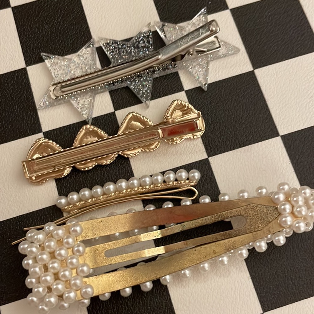 Hairclips Set - Picture 2 of 2